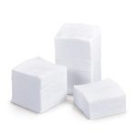 Kompresy włókninowe 10x10 cm niejało. 4w opak100szt